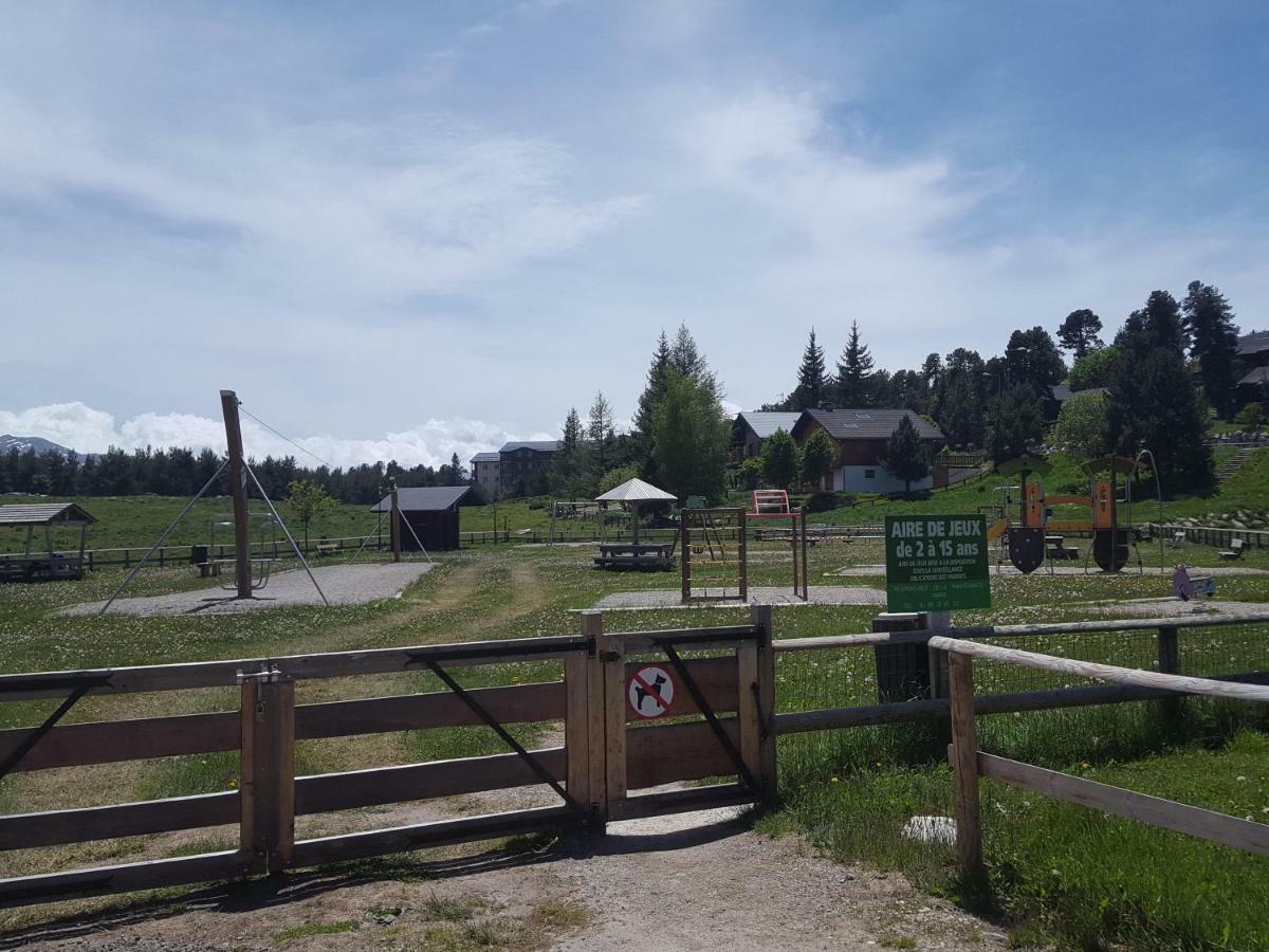 Apart T2 Pied Pistes Pyrenees 2000 Recemment Renove Wifi Bolquere Exterior photo