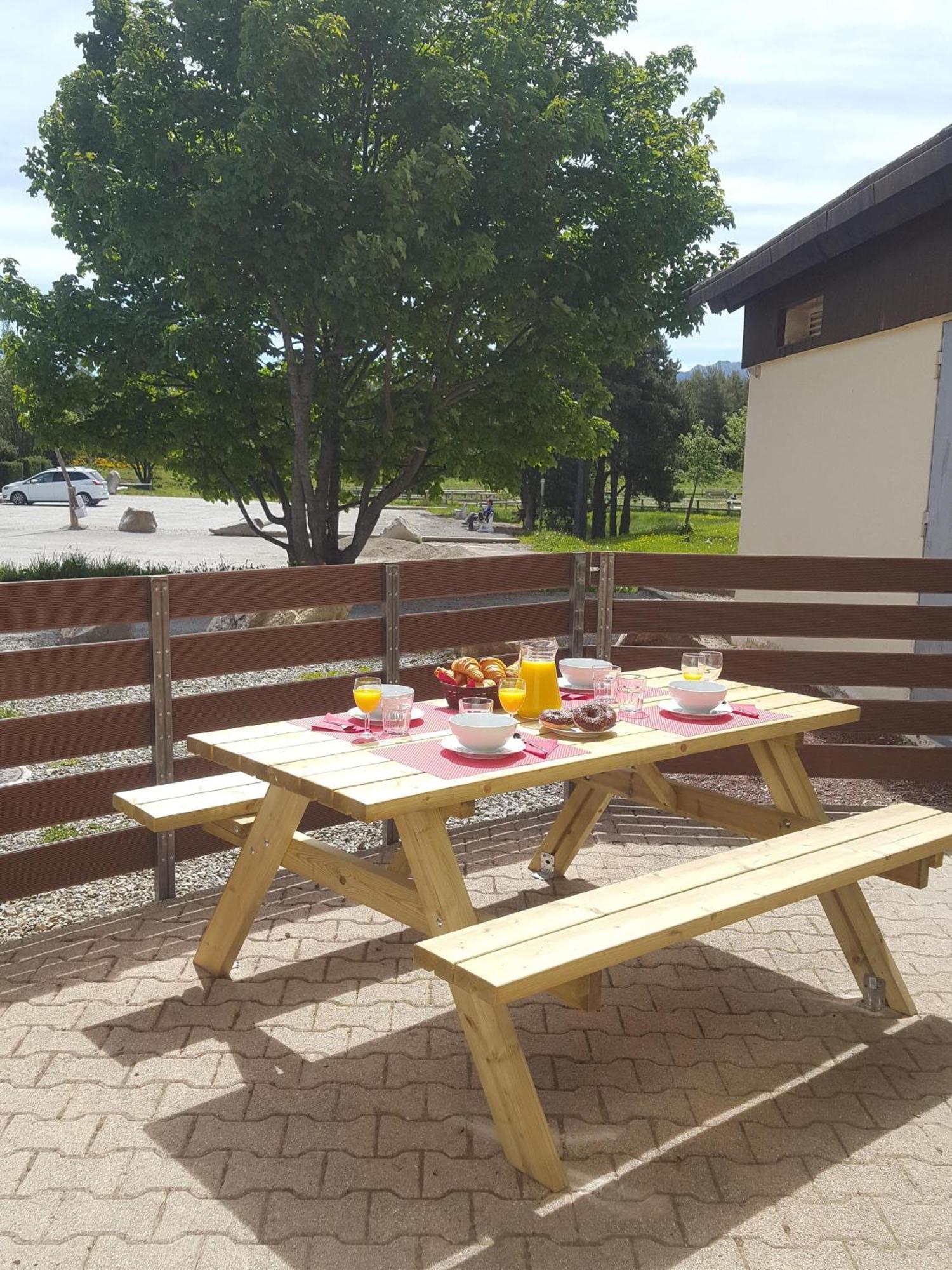 Apart T2 Pied Pistes Pyrenees 2000 Recemment Renove Wifi Bolquere Exterior photo